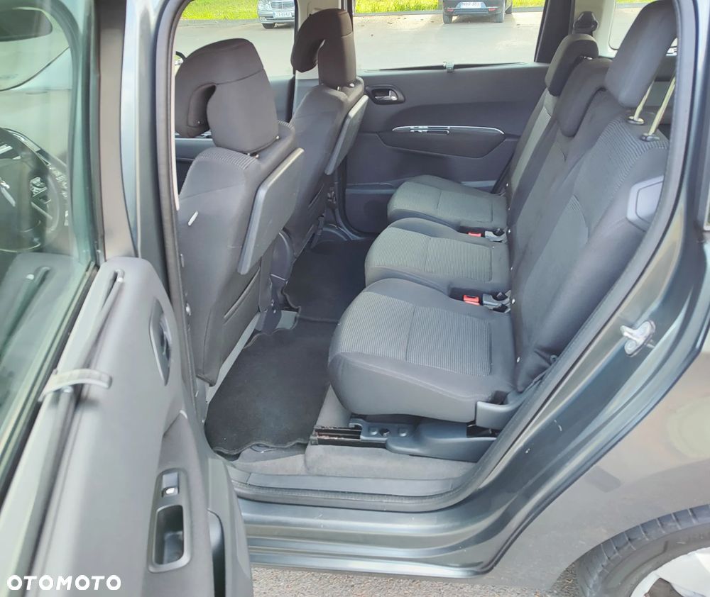 Peugeot 5008 120 VTi Premium - 26