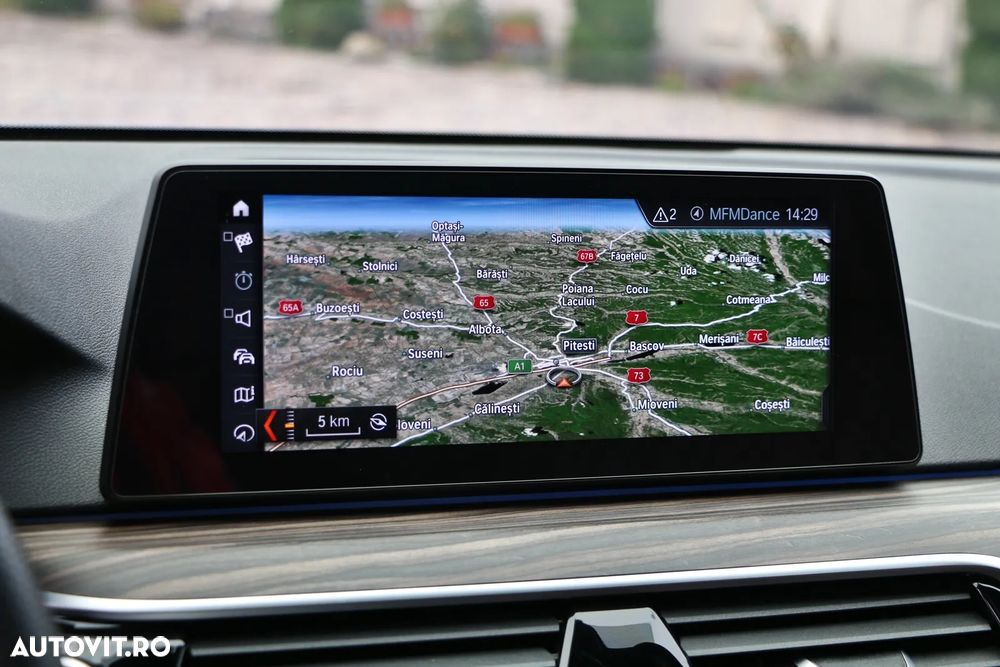 BMW Seria 5 520d AT - 29