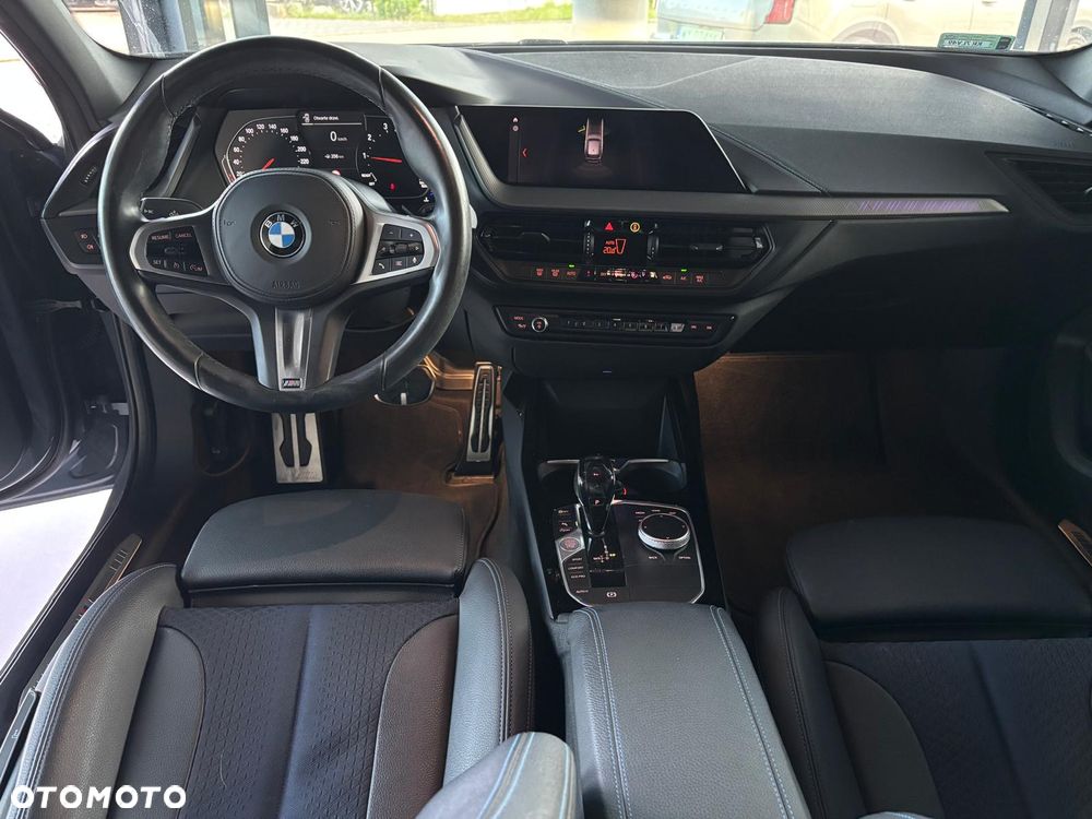BMW Seria 1 118i M Sport - 11