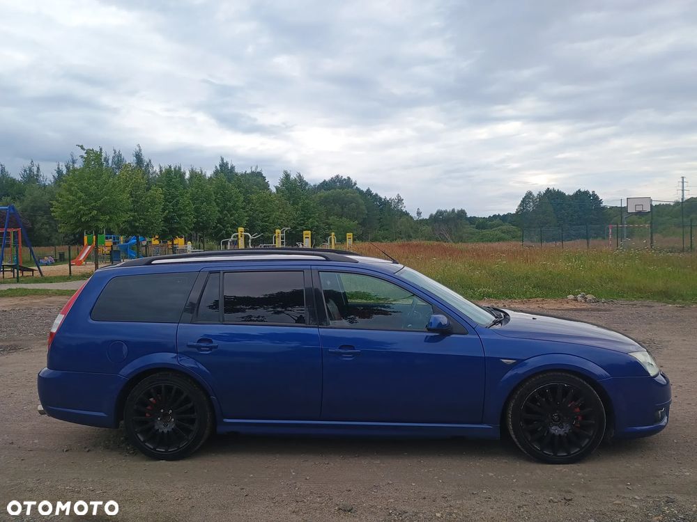 Ford Mondeo V6 ST 220 - 3