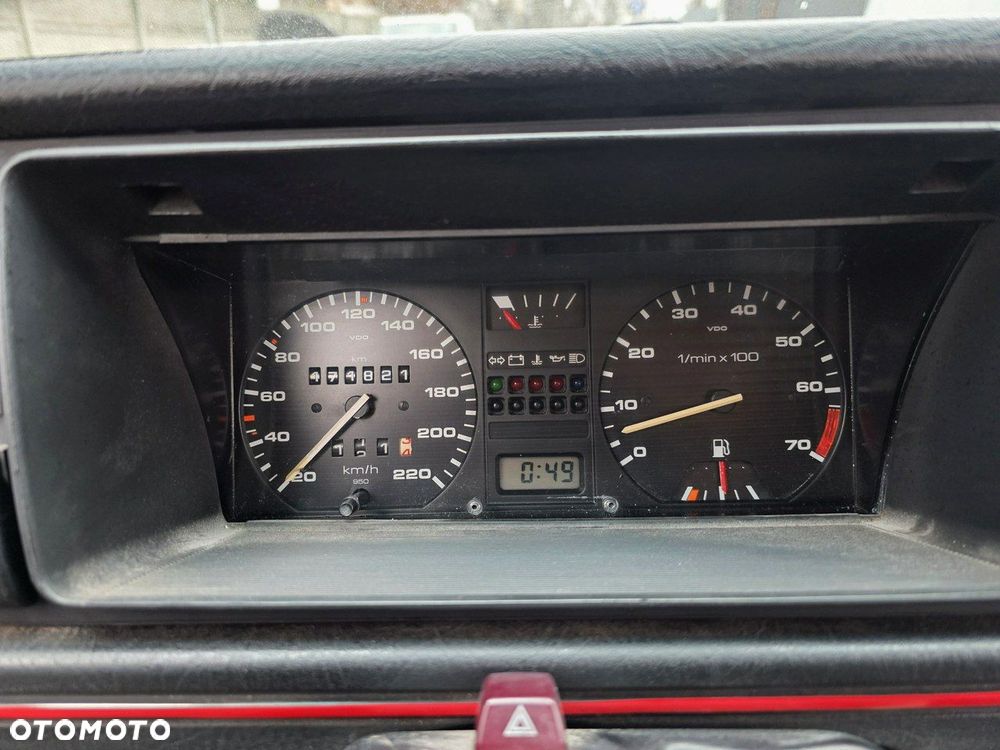 Volkswagen Jetta 1.3 GL - 17