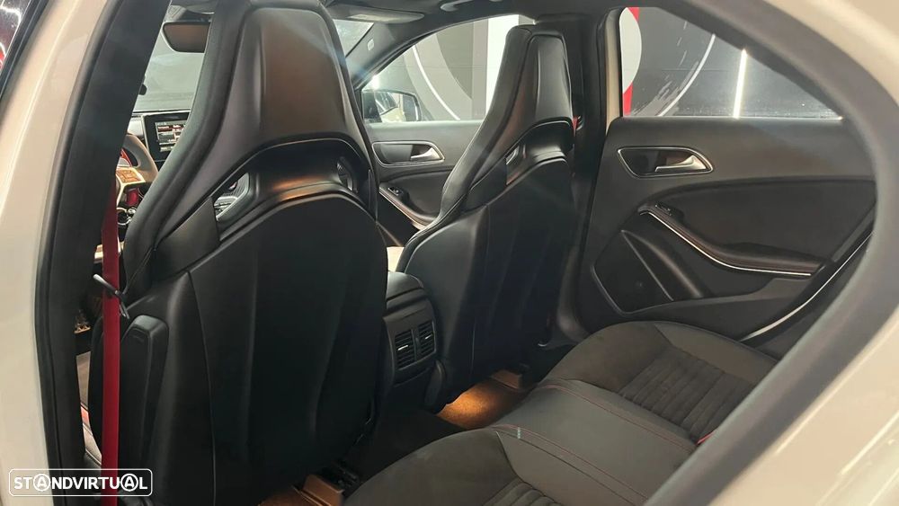 Mercedes-Benz A 45 AMG - 19