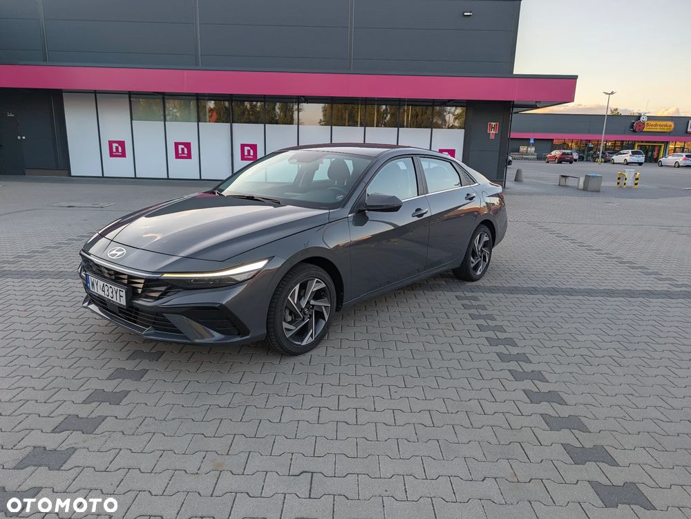 Hyundai Elantra 1.6 Smart CVT - 10