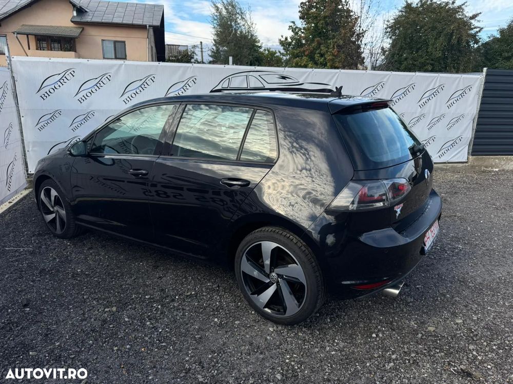 Volkswagen Golf 2.0 TDI (BlueMotion Technology) DSG Comfortline - 9
