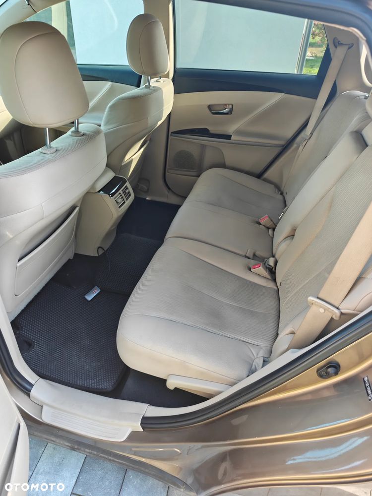 Toyota Venza 2.7 - 6