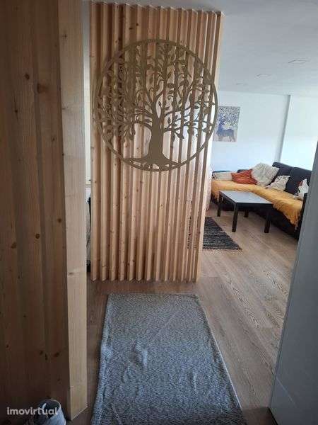 Apartamento t3 garagem para dois carros totalmente remodelado - Grande imagem: 2/6