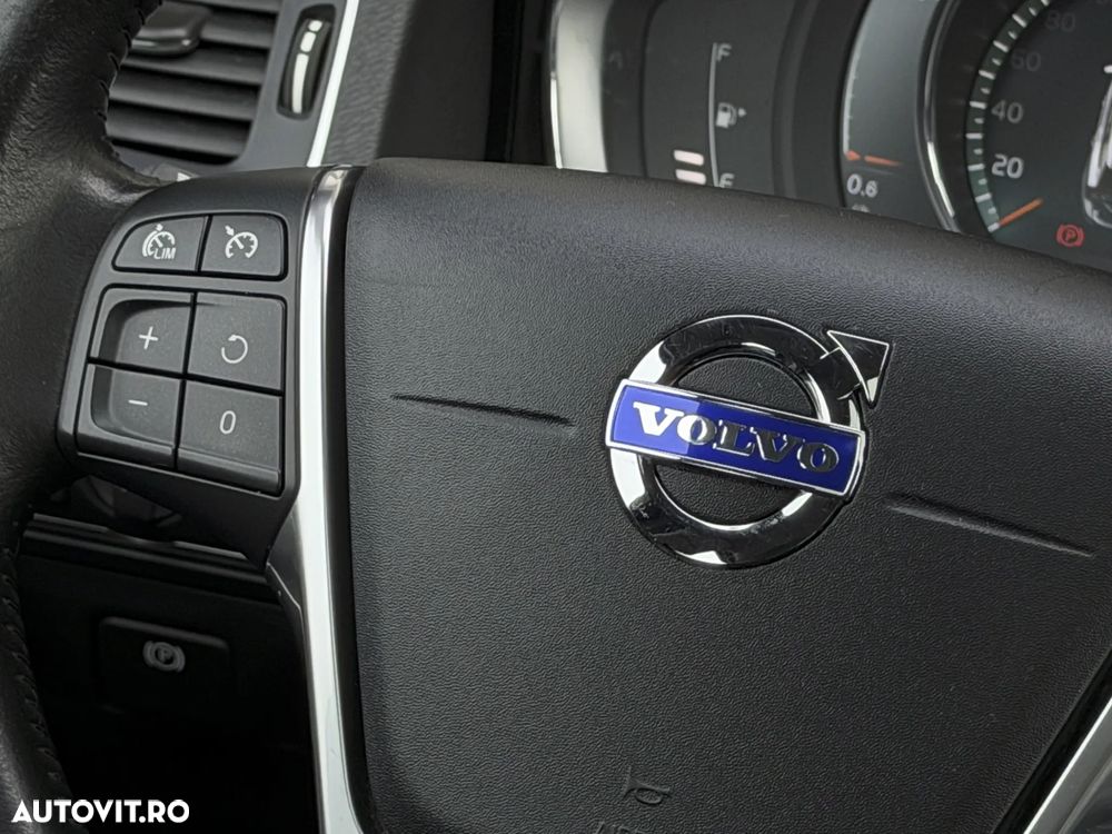 Volvo V60 - 23
