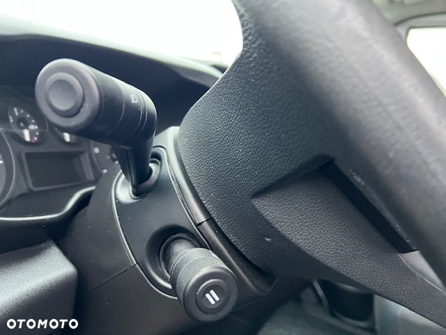 Iveco Daily 35S14 L3H2 2,3 140 KM klima tempomat - 9