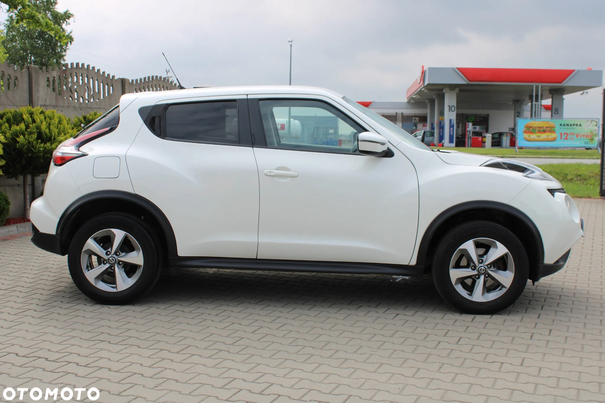 Nissan Juke 1.6 Acenta Xtronic - 4