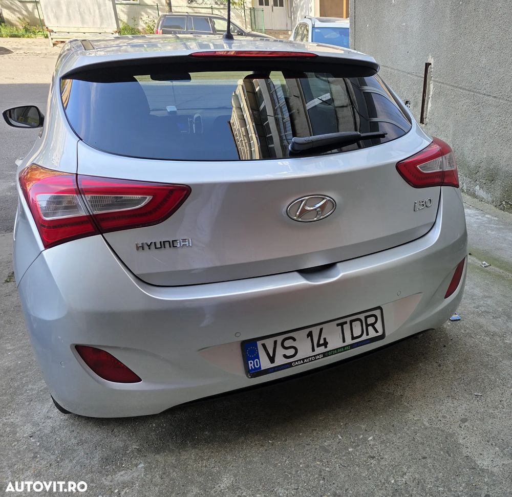 Hyundai i30 1.6 GDI Exclusive Special Edition - 4