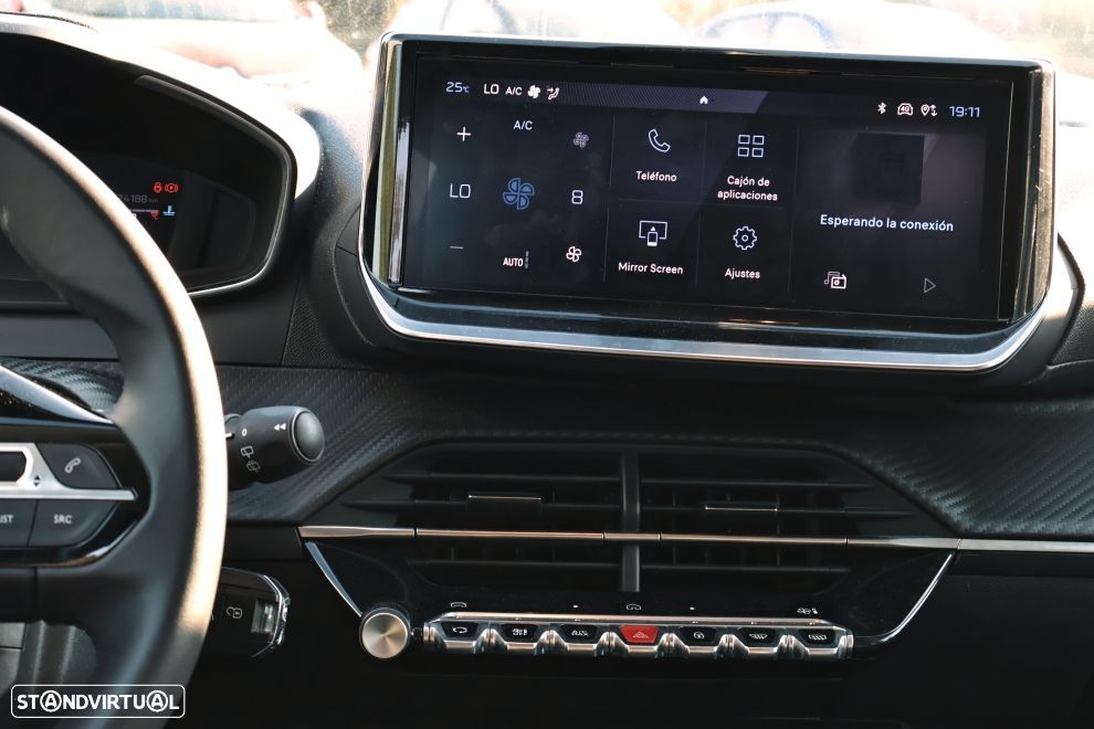 Peugeot 208 1.2 PureTech Allure - 9