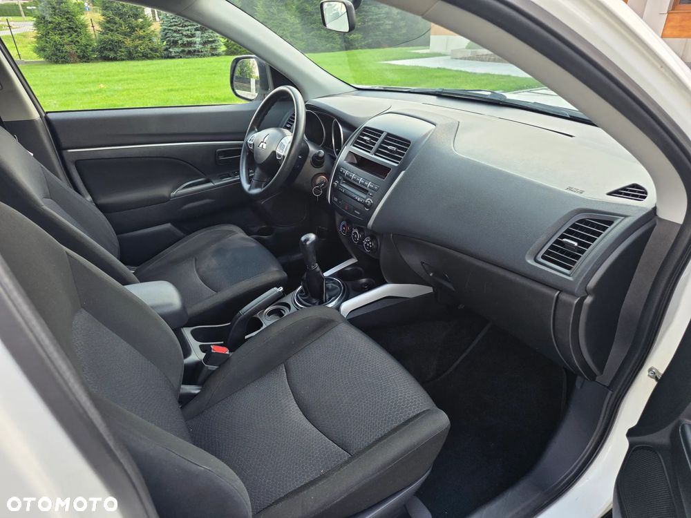 Mitsubishi ASX 1.6 ARCTIC - 22