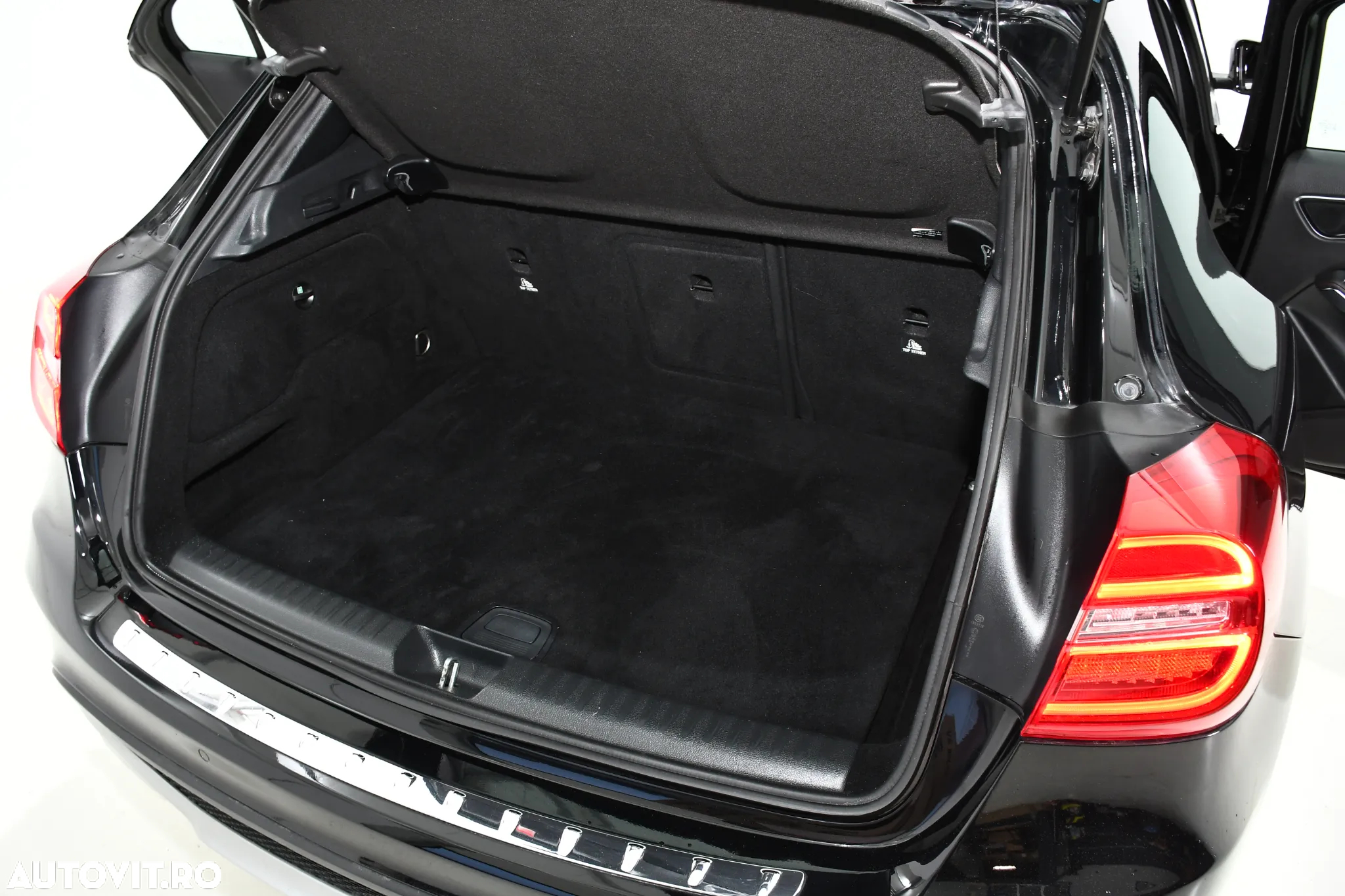 Mercedes-Benz GLA 220 CDI 4Matic 7G-DCT AMG Line - 30