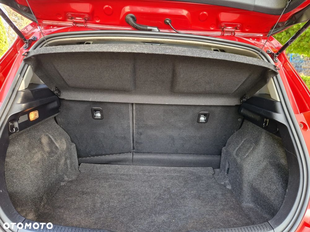 Toyota Auris - 34