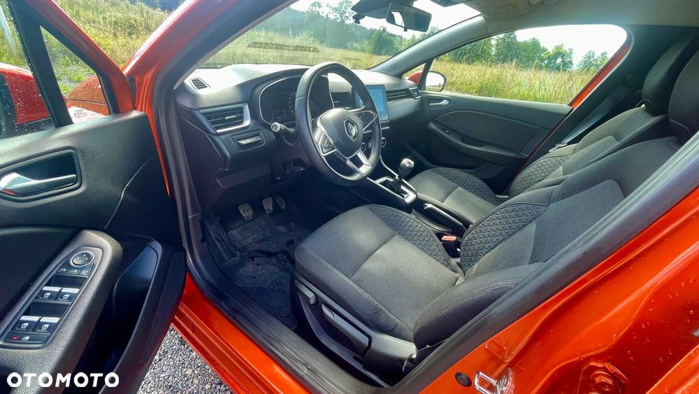 Renault Clio - 15