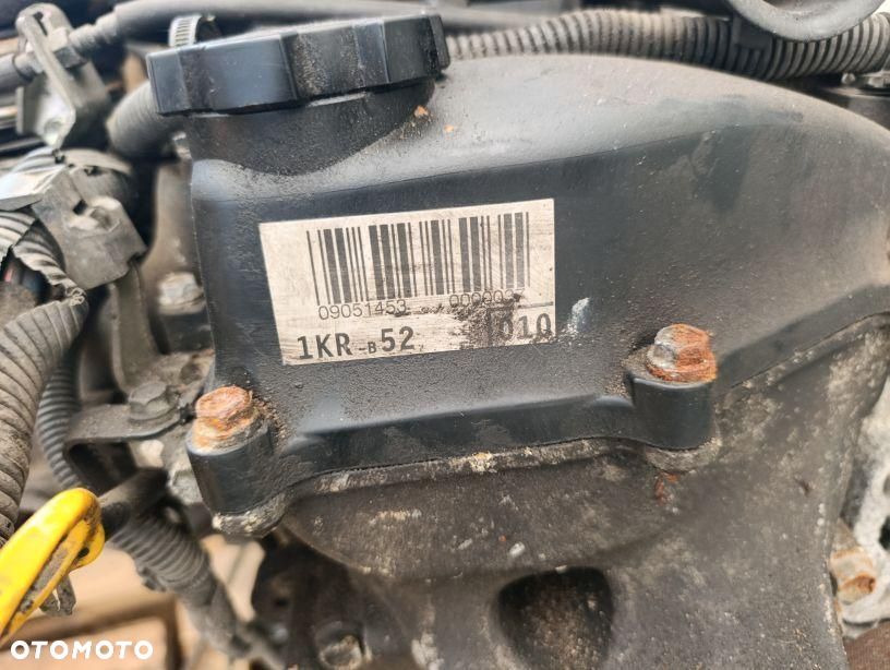 SILNIK KOMPLETNY TOYOTA YARIS II 1.0 1K5B52 - 2
