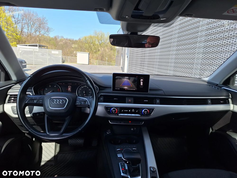 Audi A4 Avant 2.0 TDI S tronic - 23