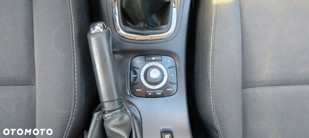 Renault Megane 1.5 dCi Energy Life EU6 - 16