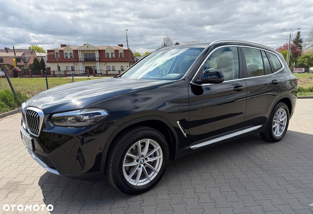 BMW X3 xDrive20i mHEV - 3