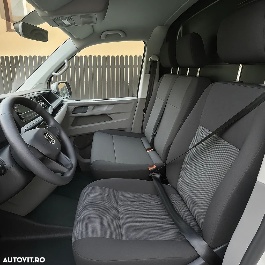 Volkswagen Transporter - 1