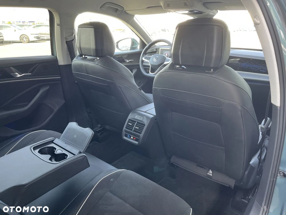Volkswagen Passat - 21
