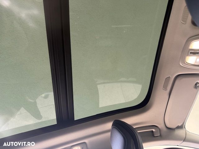 Volvo XC 60 B4 MHEV AT8 AWD Momentum Pro - 3