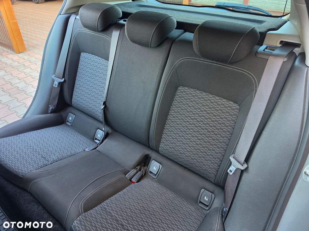 Opel Astra 1.4 T Cosmo EU6 - 25