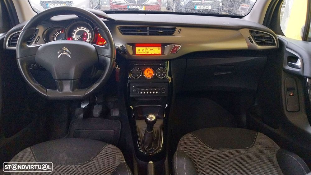 Citroën C3 1.2 PureTech Attraction - 18
