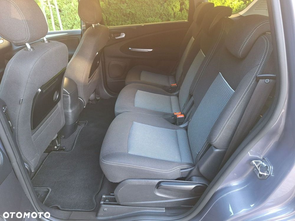 Ford S-Max 2.0 TDCi DPF Titanium - 14