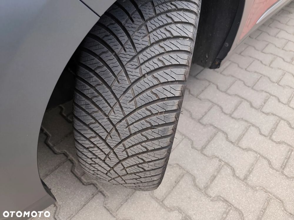 Hyundai Kona 1.6 GDI Hybrid Executive DCT - 35