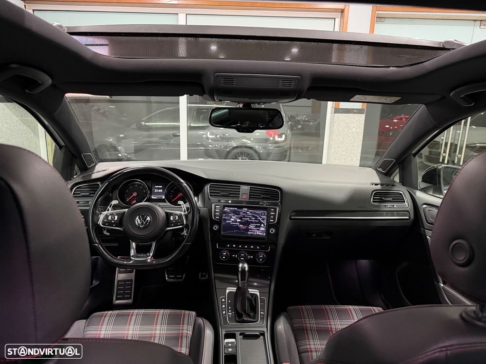 VW Golf 2.0 TSi GTi DSG Performance - 4