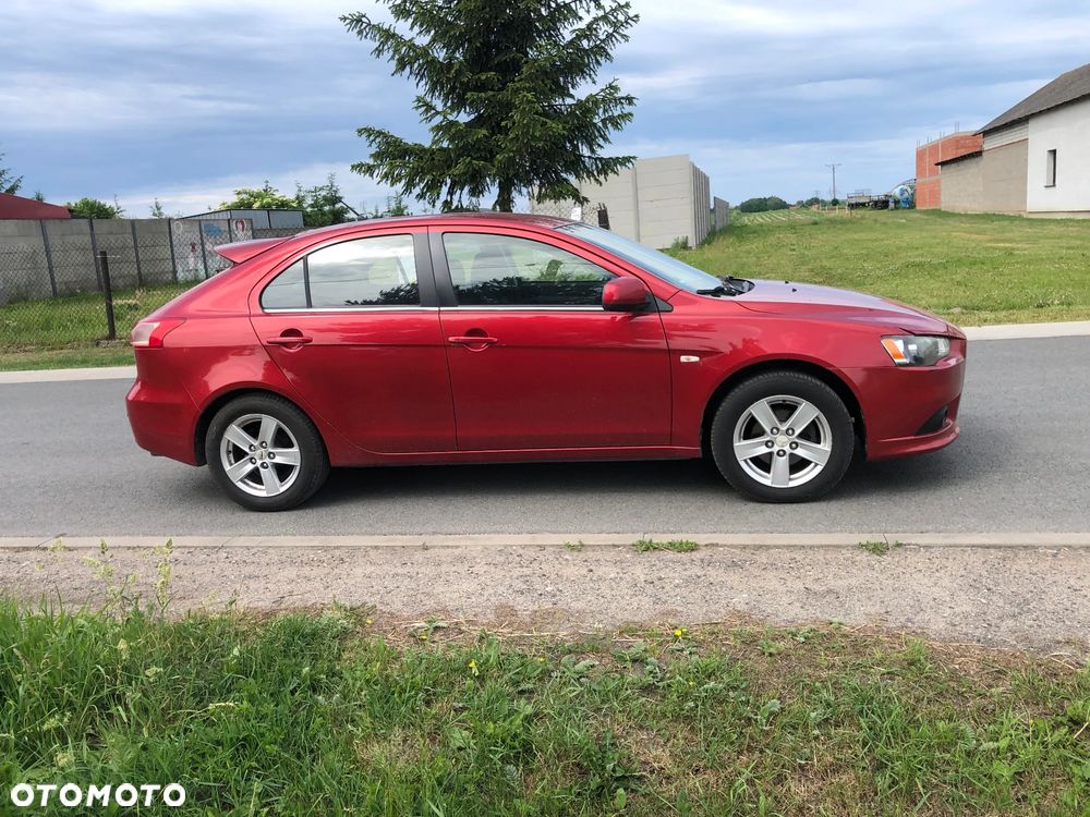 Mitsubishi Lancer 2.0 DI-D Intense - 2