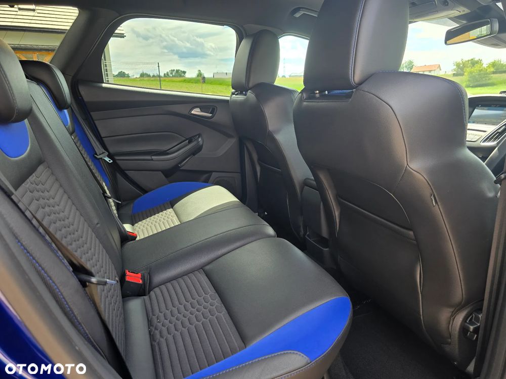 Ford Focus - 24