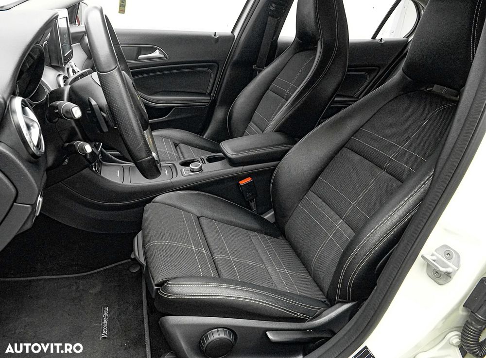 Mercedes-Benz GLA 200 d 4MATIC 7G-DCT Urban - 14