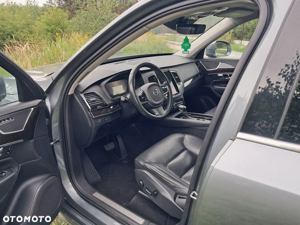 Volvo XC 90 T6 AWD Momentum 7os - 16