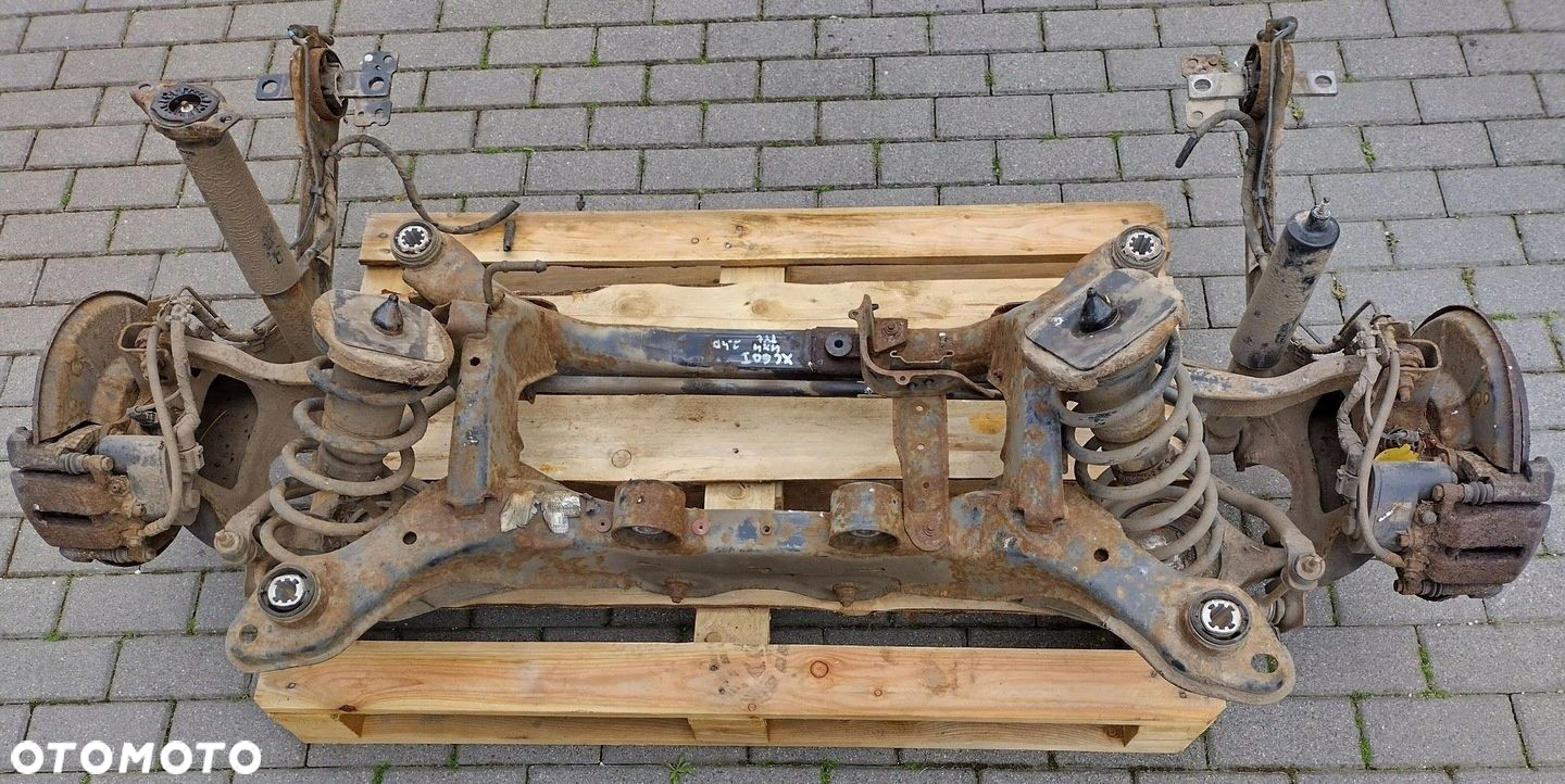 VOLVO XC60 1 I 08-13 2.4 D5 AWD BELKA ZAWIESZENIA TYLNEGO SANKI WÓZEK KPL - 4