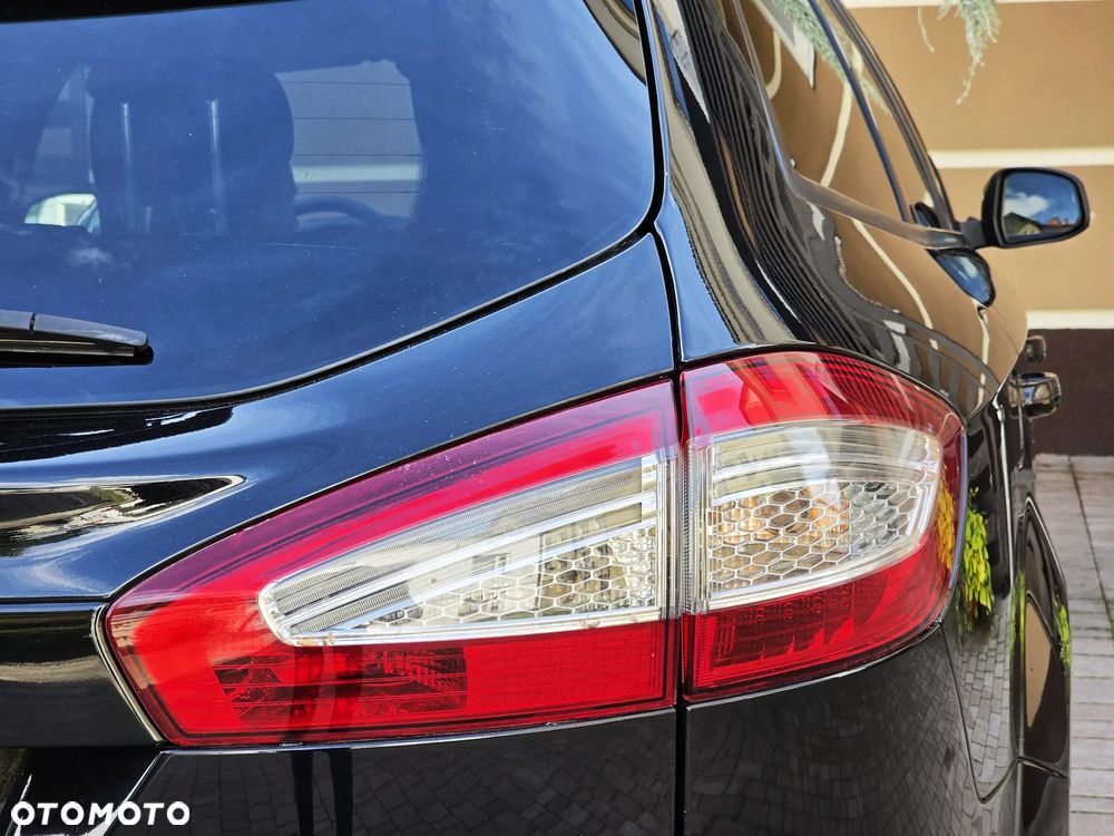 Ford Mondeo 2.0 TDCi Champions Edition - 36