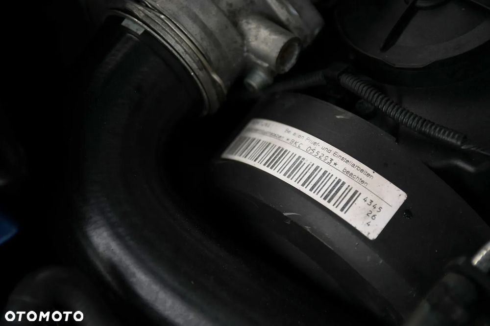 Volkswagen Golf - 37