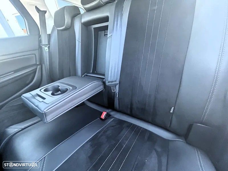 Peugeot 308 1.2 PureTech Allure - 23