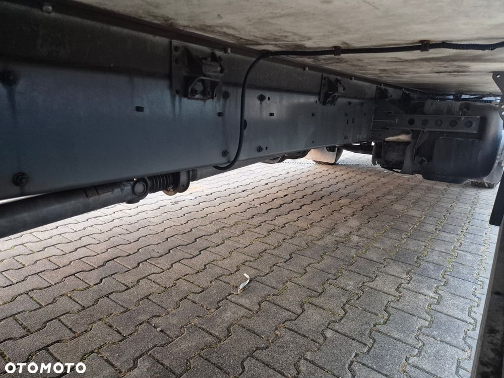 DAF LF250 I / CHŁODNIA / HULSTEINS / WINDA 1500KG / EURO 6  / NISKI PRZEBIEG / BEZWYPADKOWY / MODEL 2017 / EURO 6 / 20 EUROPALET - 22