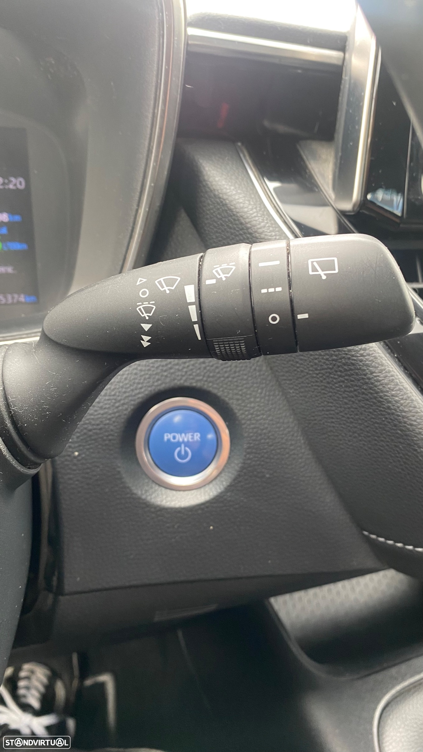 Toyota Corolla 1.8 Hybrid Comfort - 33