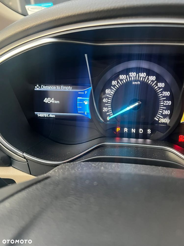 Ford Fusion - 17