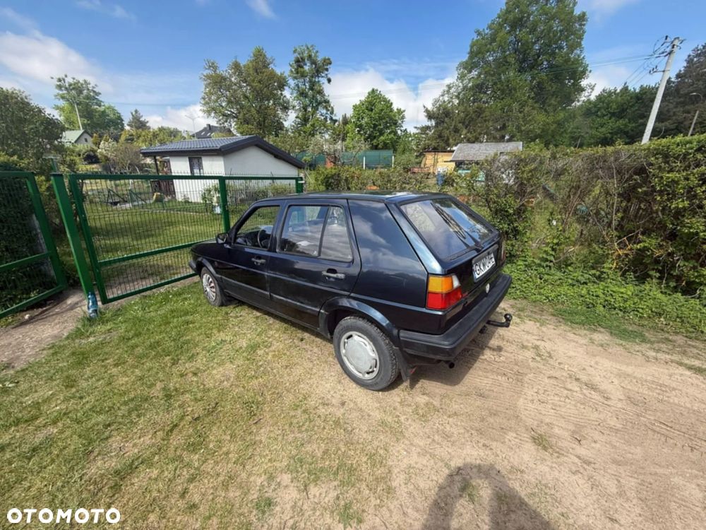 Volkswagen Golf 1.6 CL - 2
