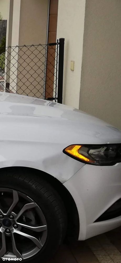 Ford Fusion - 22