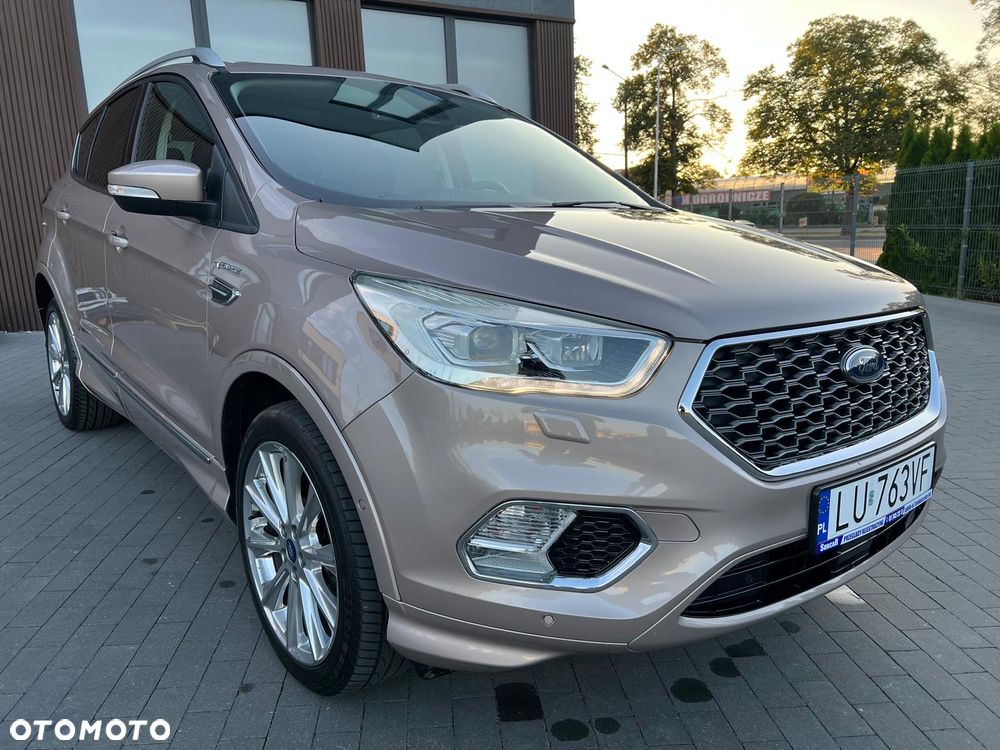 Ford Kuga - 1
