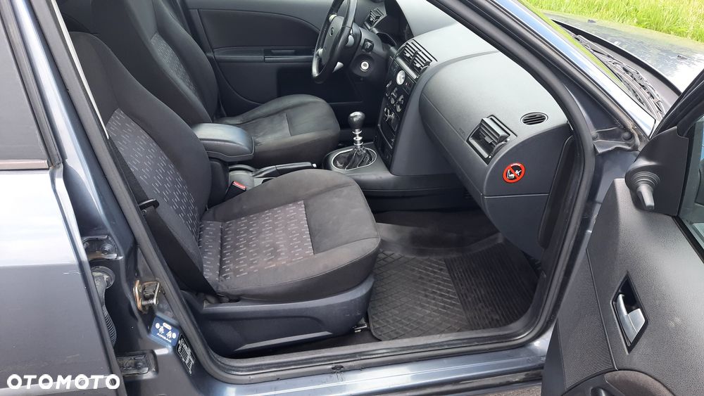 Ford Mondeo - 6