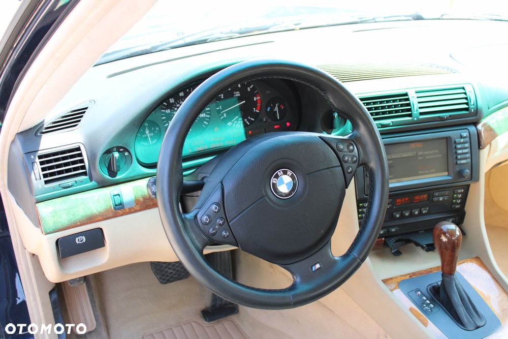 BMW Seria 7 740i - 15