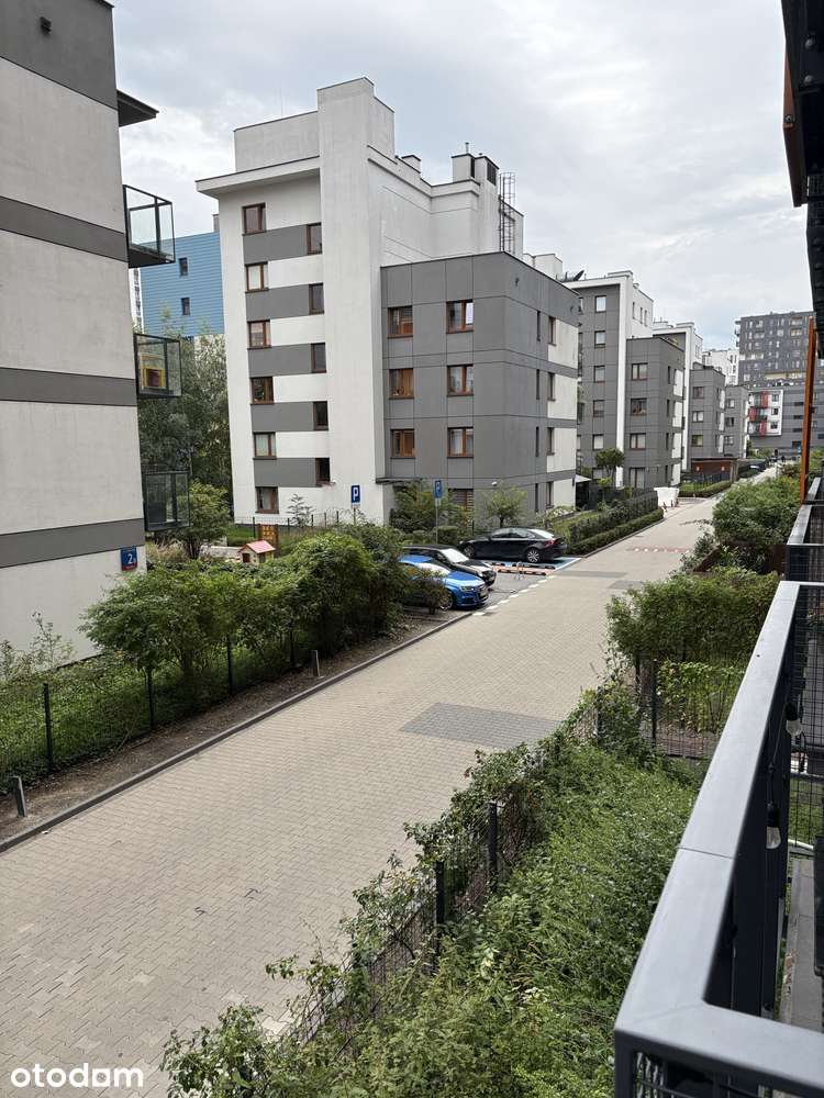 Klimatyzowane 2 pokoje z balkonem przy Galerii Westfield Mokotów