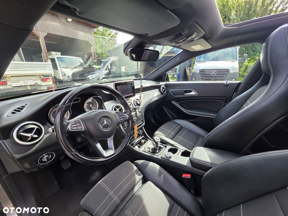Mercedes-Benz CLA 180 - 7
