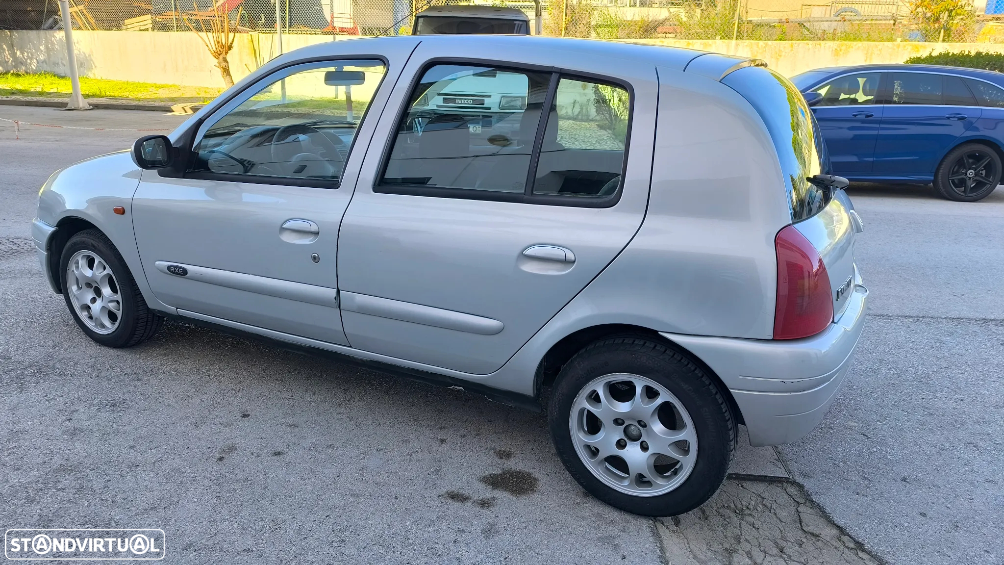 Renault Clio 1.2 RXE - 27